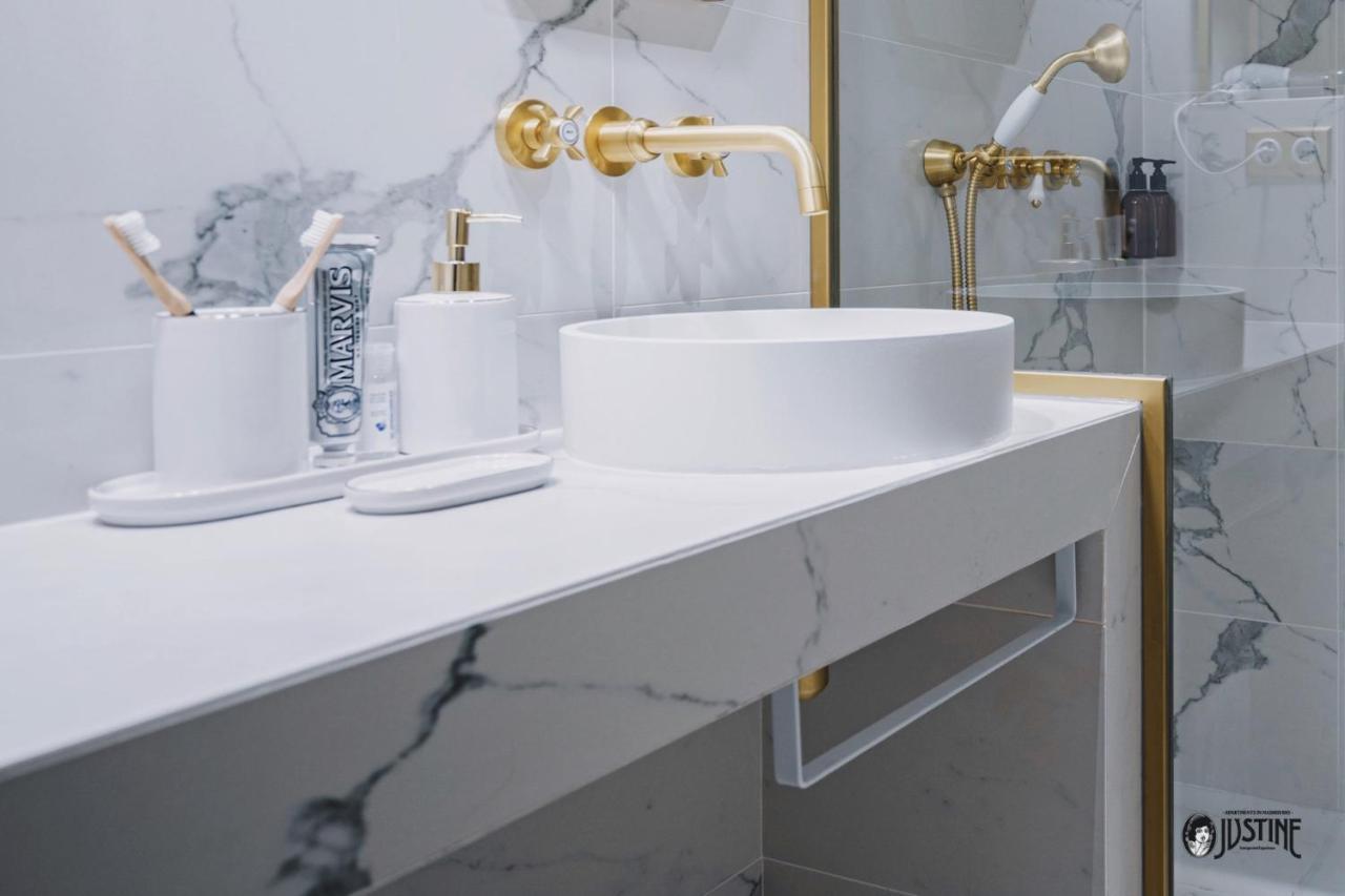 Suite Kintsugi By Justine Apartments Apartamento Turistico En Madrid Rio Exterior foto